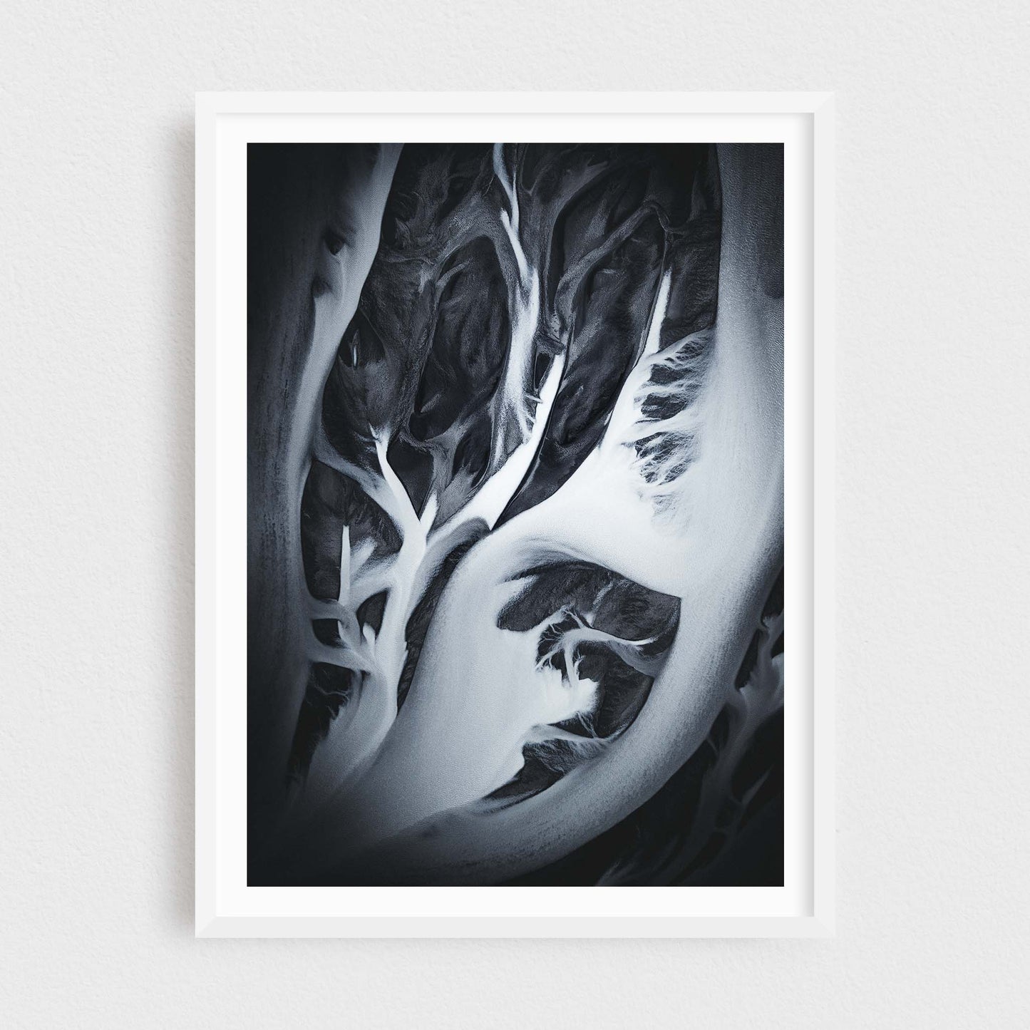 Skjálfandafljót — Dark Currents