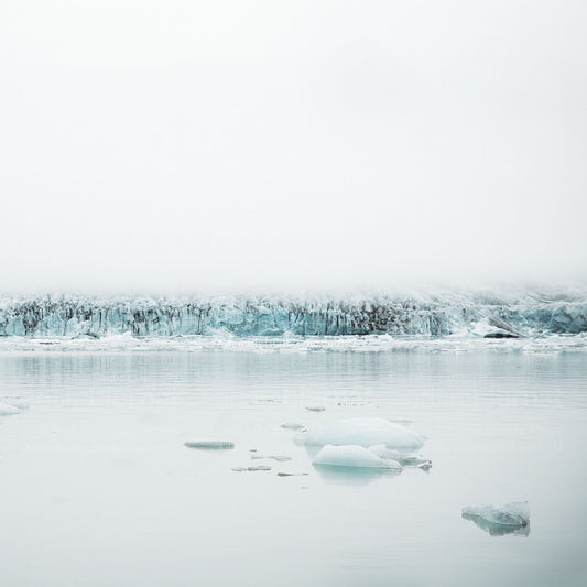 Minimalist landscape photography print featuring the glacier lagoon of Fjallsarlon in Iceland