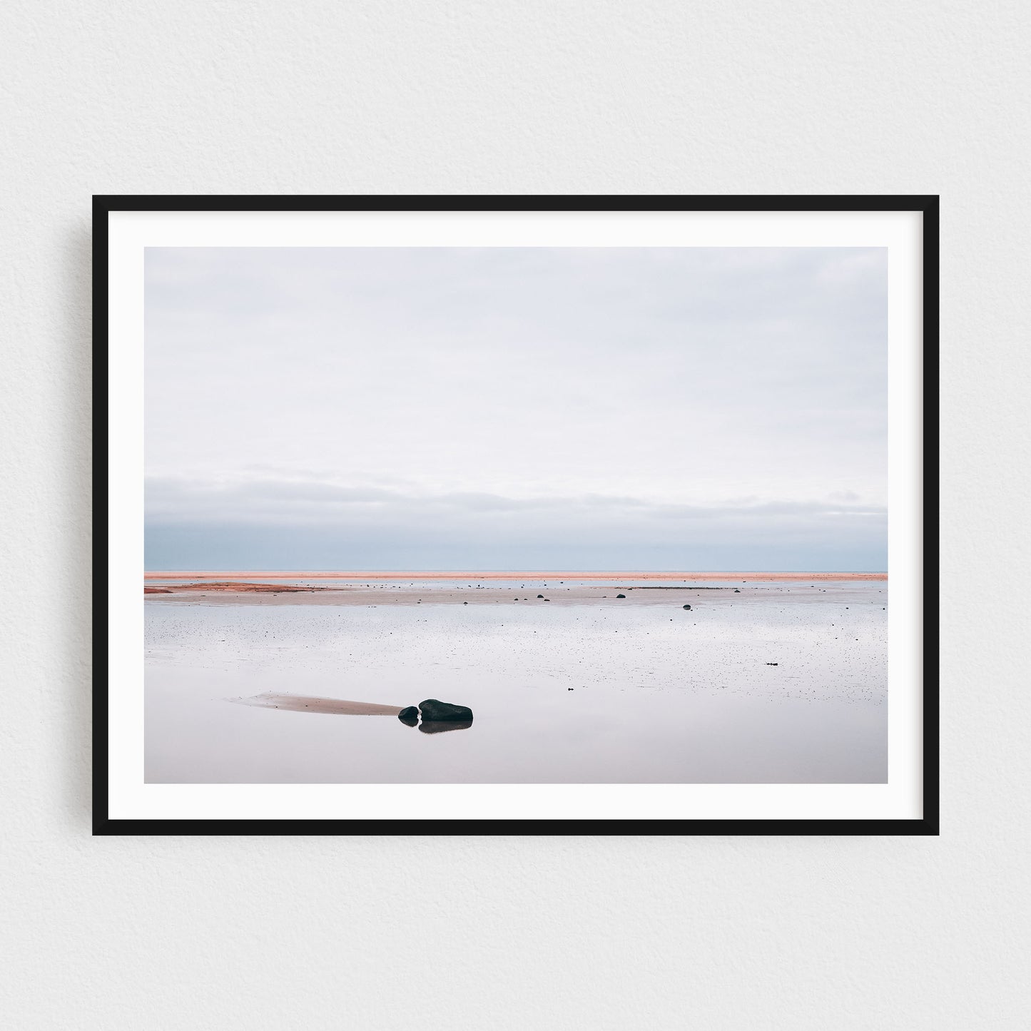 Minimalist Landscape Photography Print - Raudisandur in Iceland